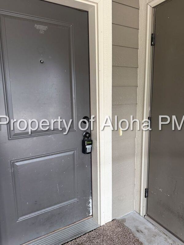 1023 W Pine Ave #202 - Photo 3 of 18
