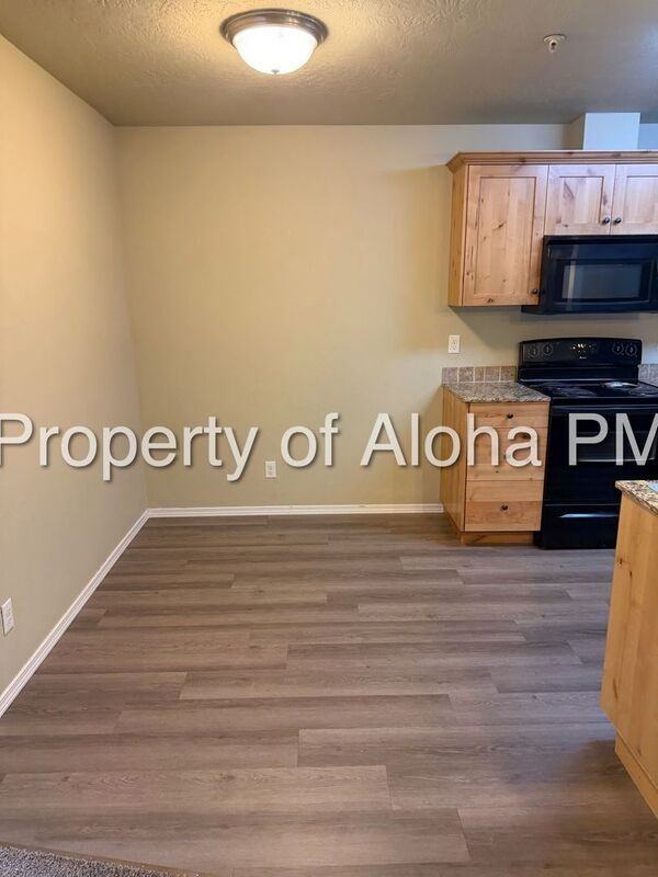 1023 W Pine Ave #202 - Photo 6 of 18