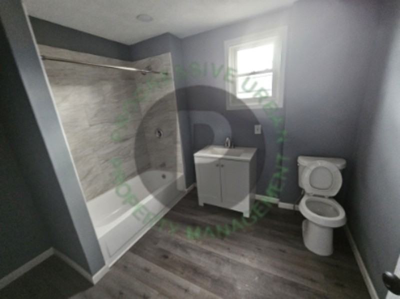 7040 Roy Ave - Photo 7 of 13