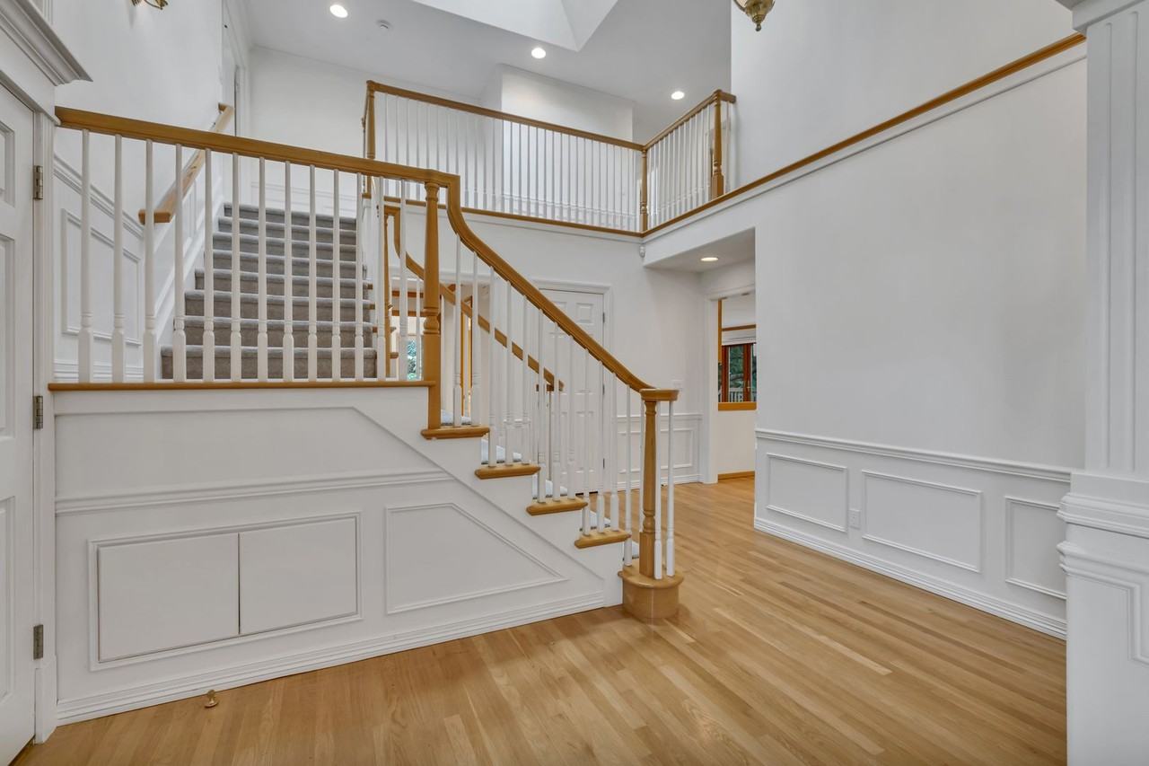 16323 Ne 50th Way - Photo 5 of 37
