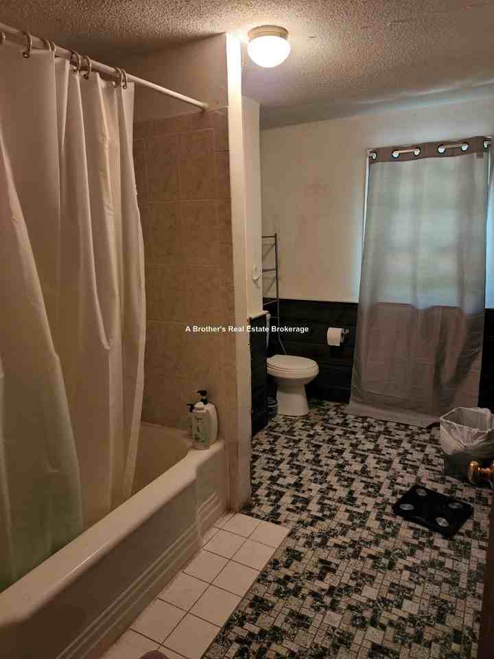 50 Oakdale Ave - Photo 7 of 19