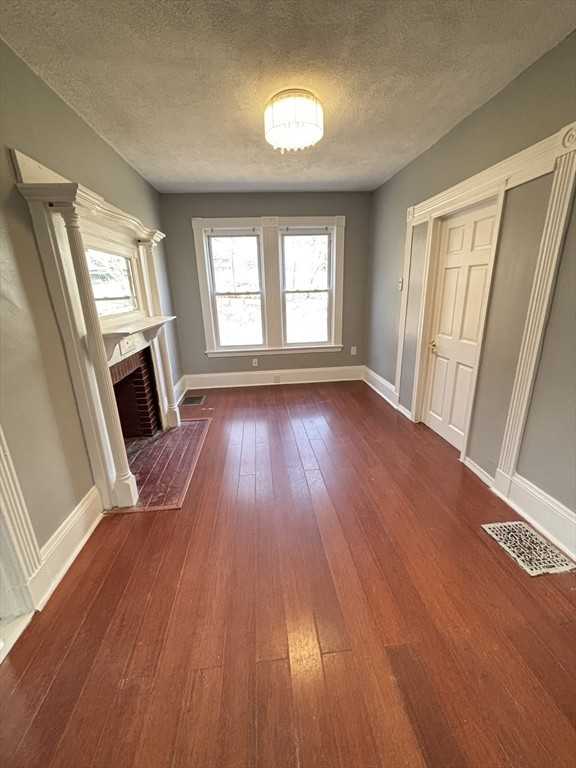 203 Bigelow St #1 - Photo 4 of 12
