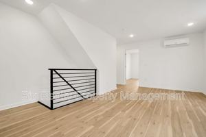 featured image of 228 Bridge St #2