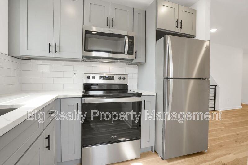 228 Bridge St #2 - Photo 6 of 42