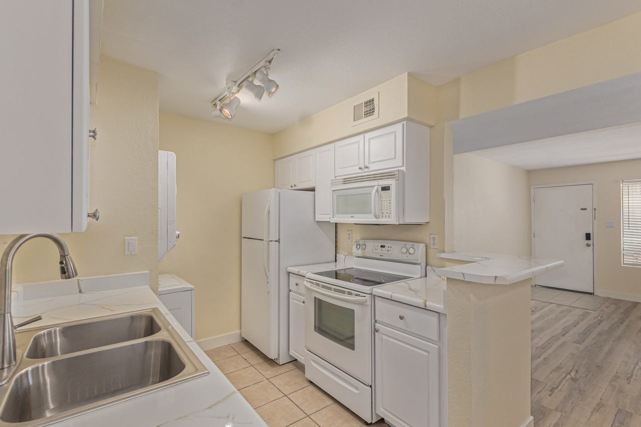 5995 North 78th Street #1037 - Photo 5 of 19