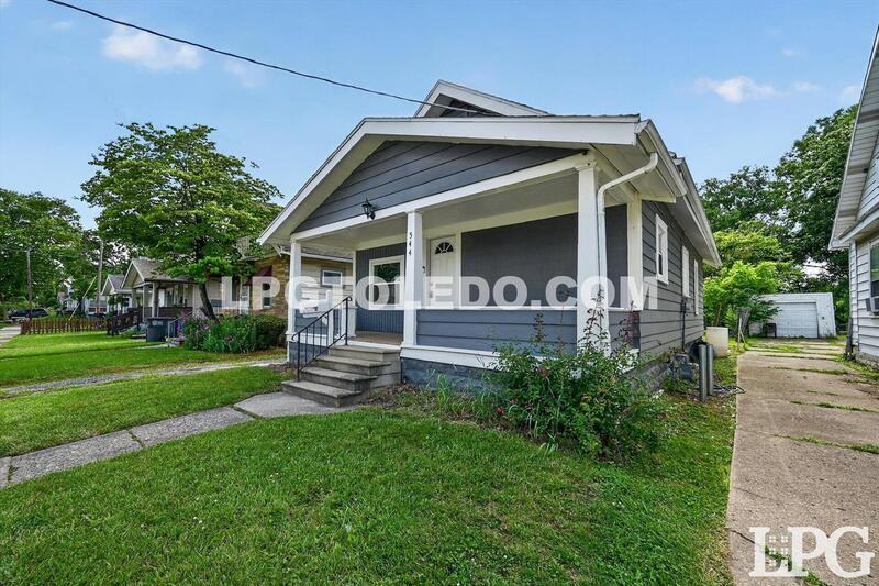 544 Woodsdale Ave - Photo 2 of 29