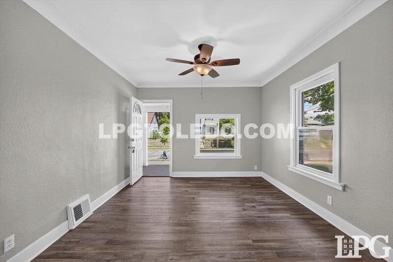 544 Woodsdale Ave - Photo 6 of 29