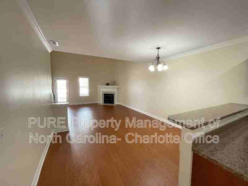 68 Wembley Dr - Photo 4 of 21
