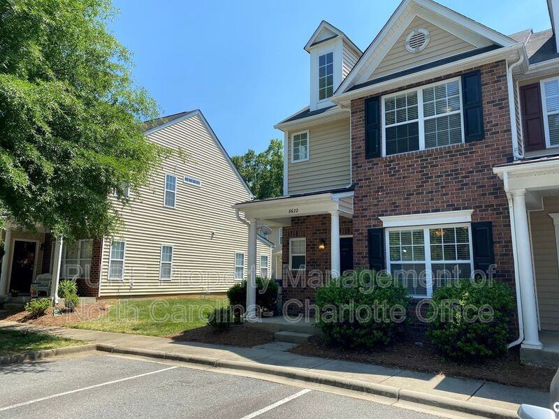 8622 Twined Creek Ln - Photo 3 of 42