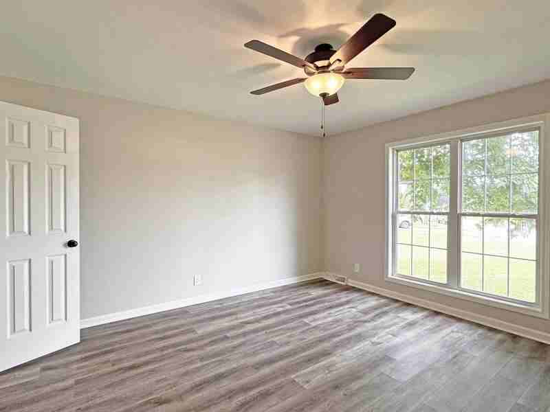 289 Ballygar Ct - Photo 7 of 15