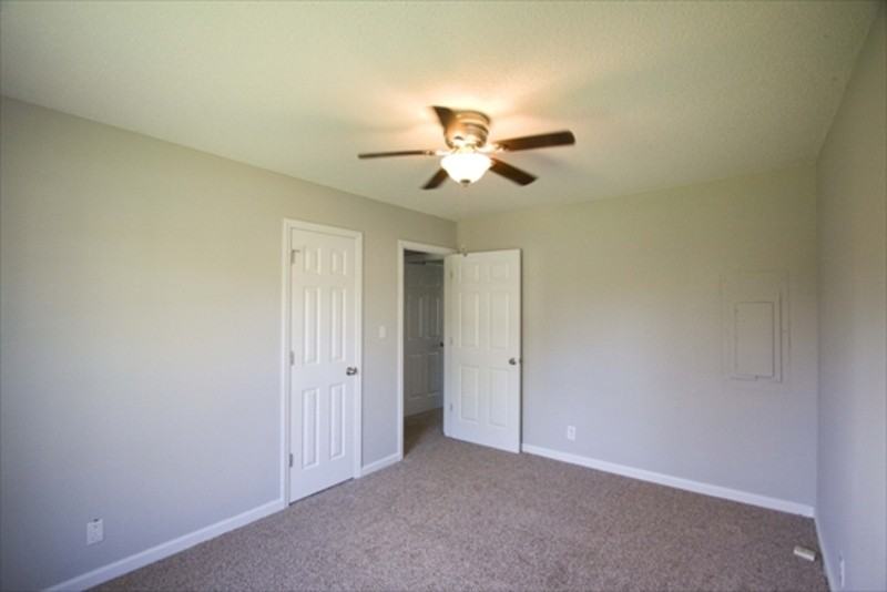 385 Louise Ln #NA - Photo 6 of 12