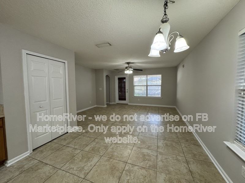 3703 Silver Bluff Blvd - Photo 4 of 14