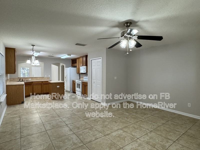 3703 Silver Bluff Blvd - Photo 5 of 14