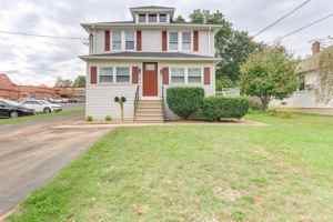 featured image of 18 Peck St
