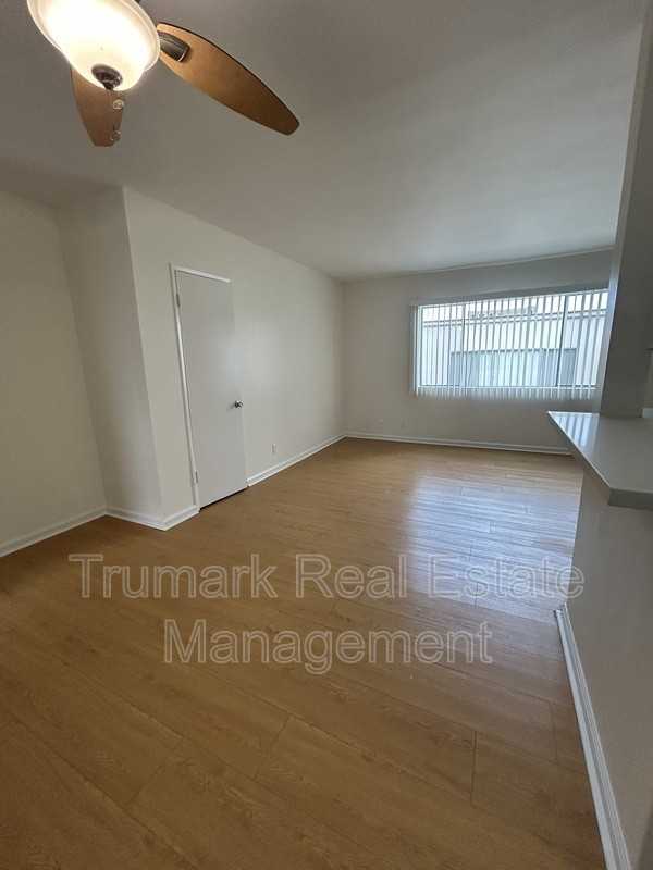 337 E Tujunga Ave #M - Photo 6 of 24