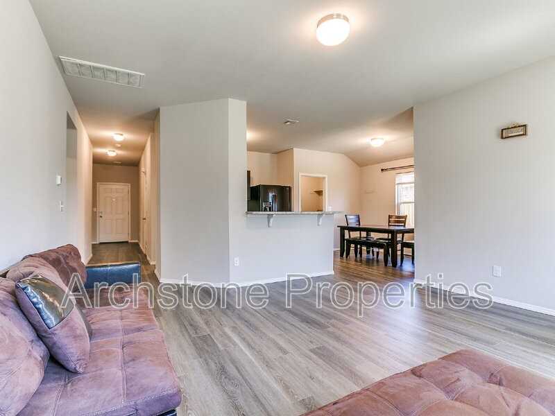 1308 Dustin Dr - Photo 3 of 33