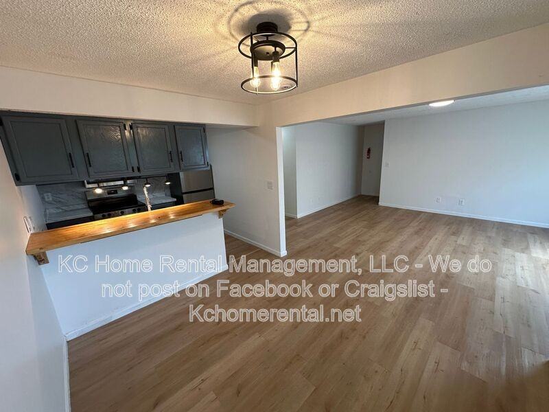 300 Osage St #A - Photo 7 of 29