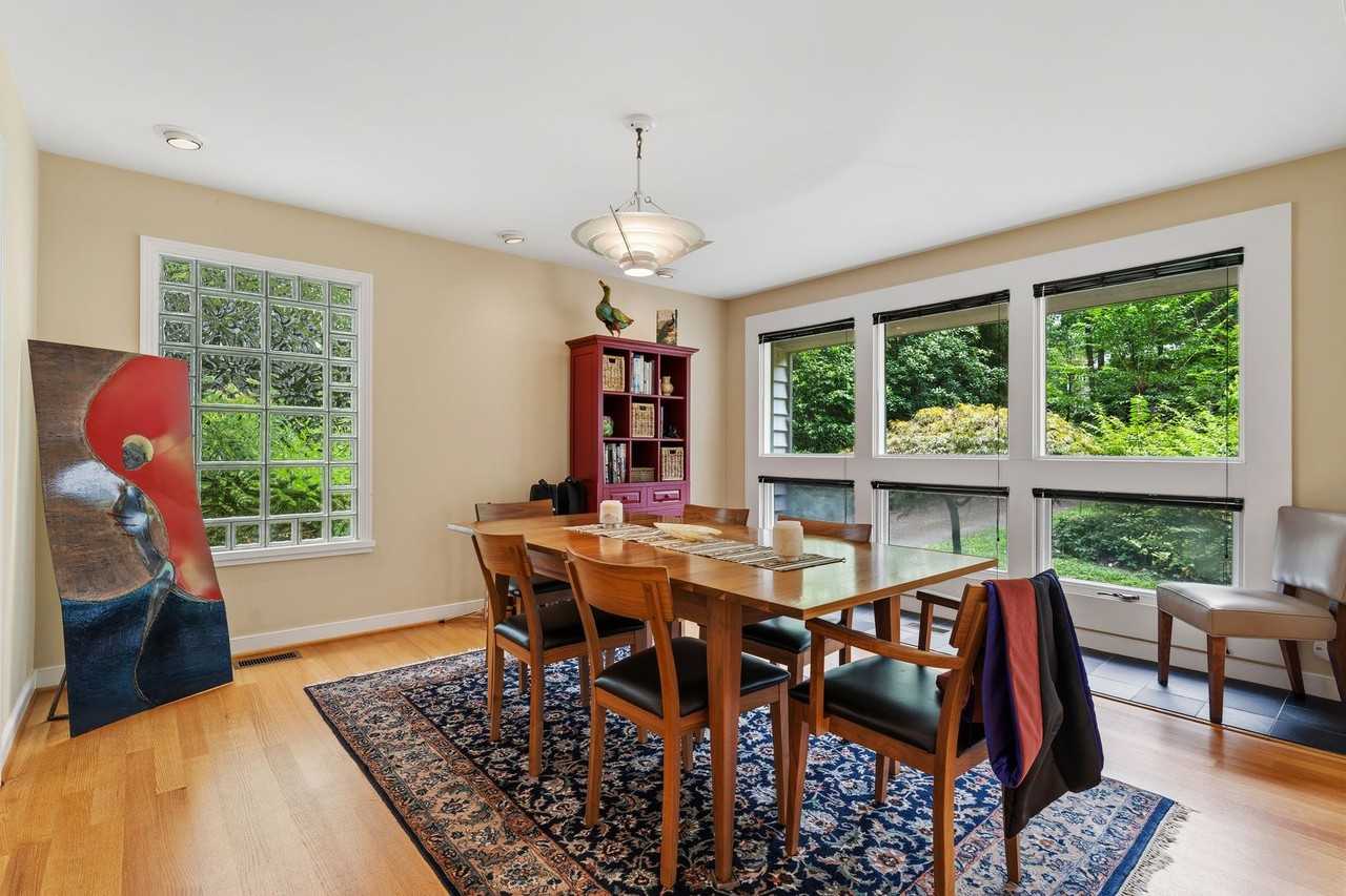 3628 Carlisle Dr - Photo 4 of 22