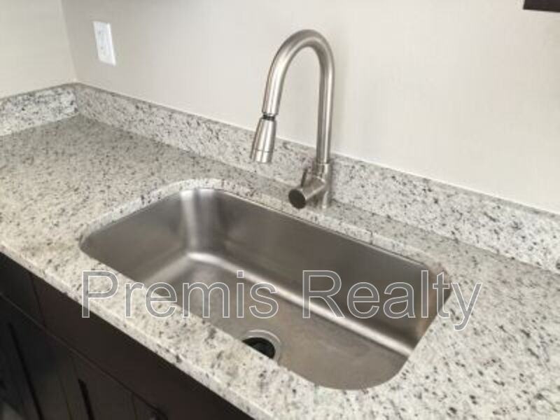 1186 Grove St - Photo 3 of 18