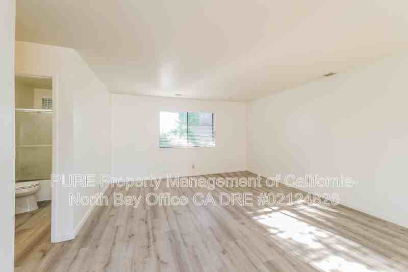 7909 Swartz Ave #B - Photo 5 of 15