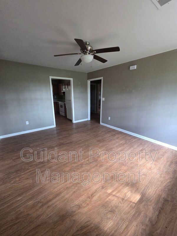 76 Dolphin Ln #4A - Photo 7 of 7