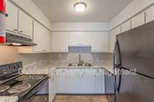 featured image of 500 Cumberland Ave Apt C4