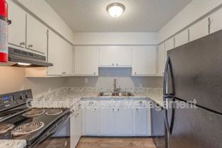 500 Cumberland Ave Apt C4 - Photo 1 of 1