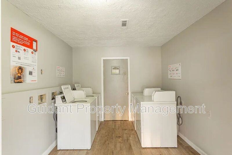 500 Cumberland Ave Apt C4 - Photo 7 of 12