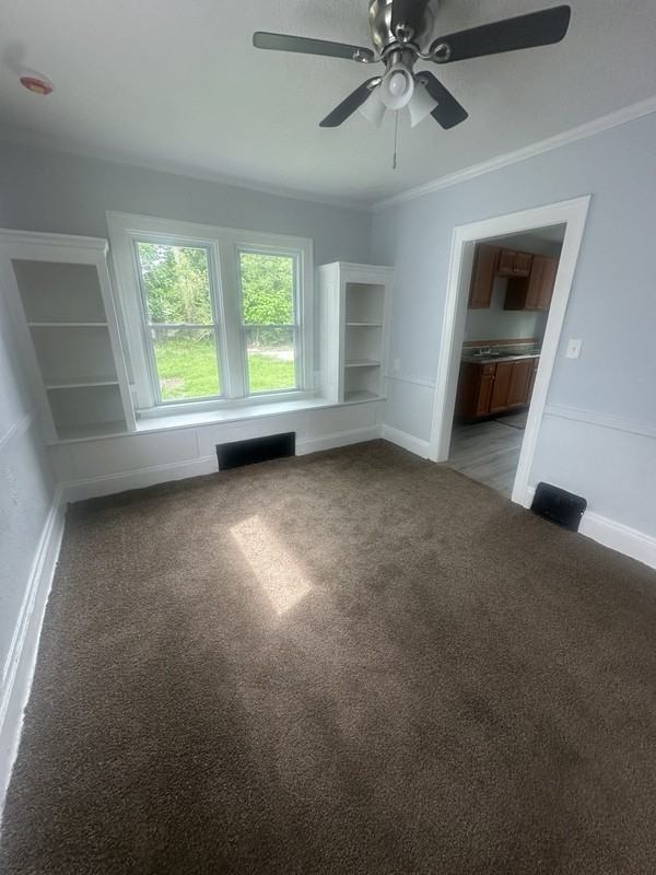 12909 Benwood Ave - Photo 2 of 10