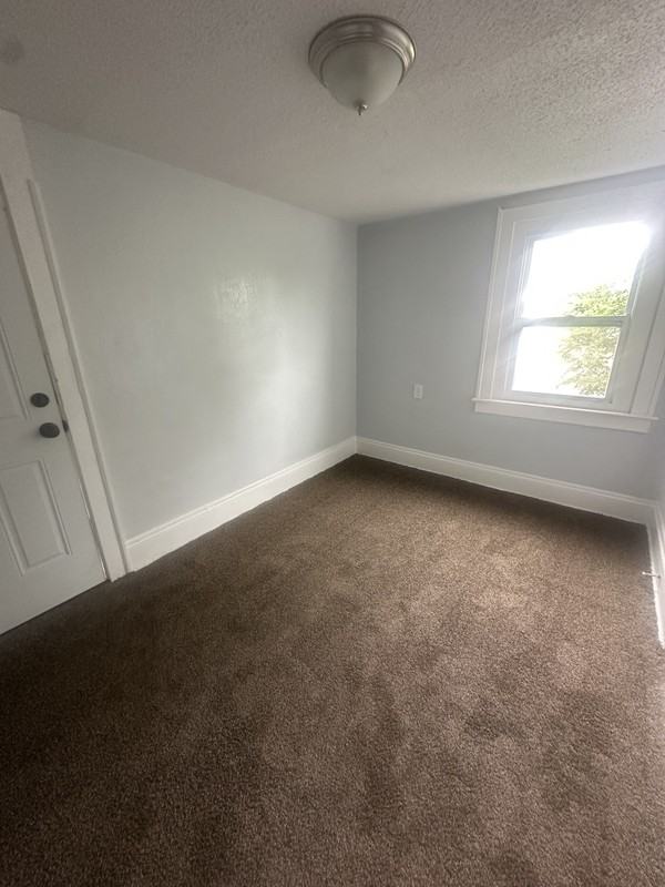 12909 Benwood Ave - Photo 7 of 10