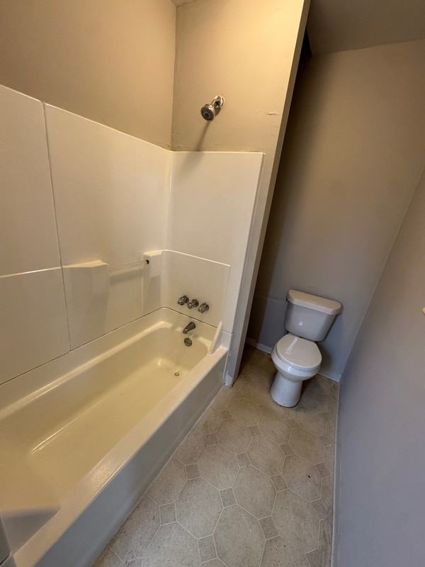 7923 Connecticut Ave - Photo 7 of 8
