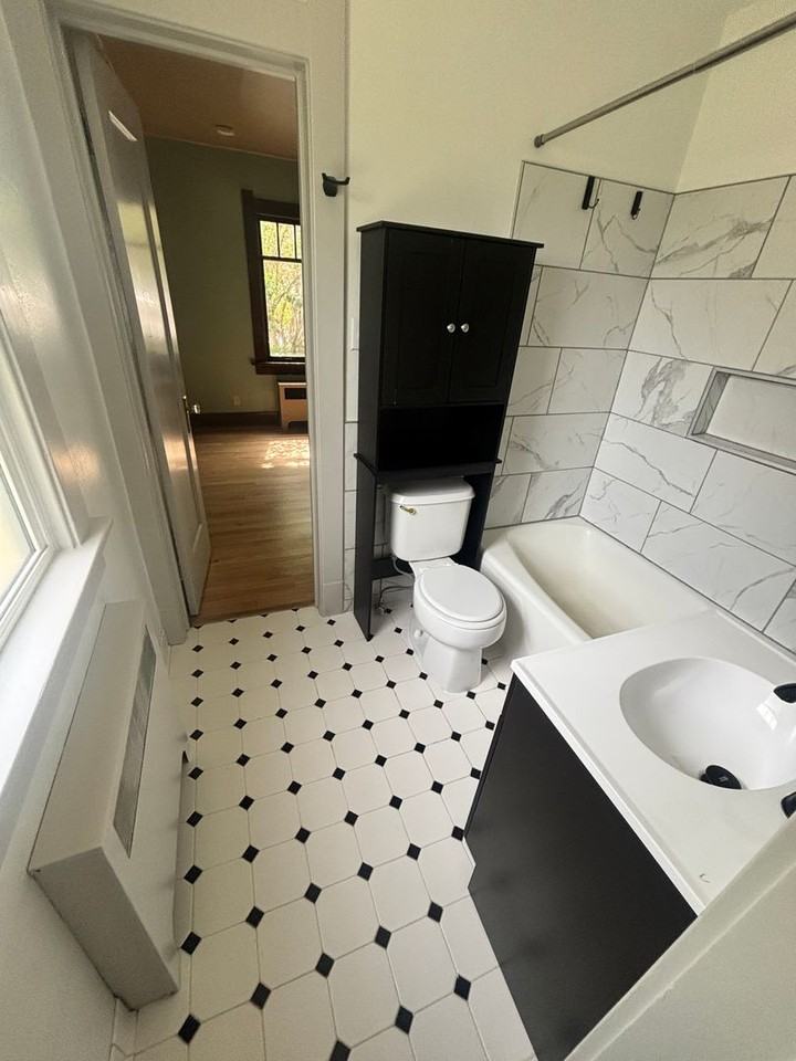 760 N 7th St - Photo 5 of 10