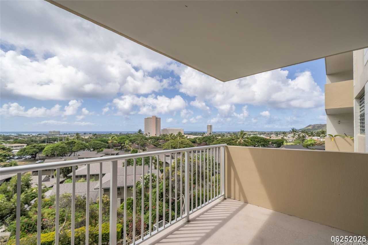 4970 Kilauea Ave #402 - Photo 7 of 24