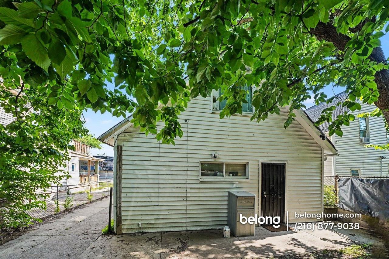 3326 Walton Ave - Photo 2 of 15