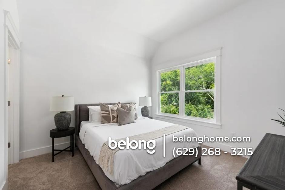 802 Briar Cir - Photo 3 of 9