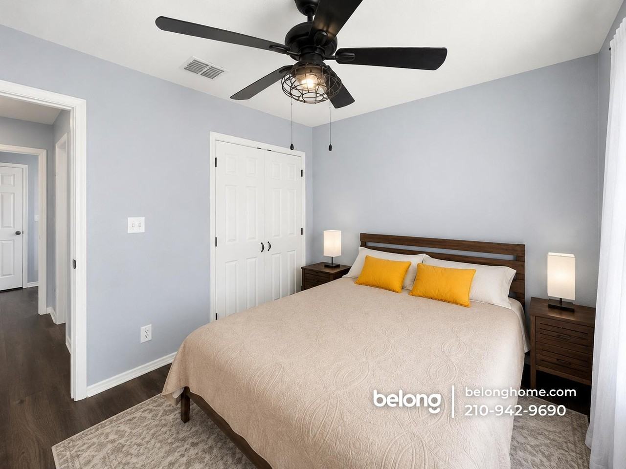 1803 Live Oak Dr - Photo 3 of 6
