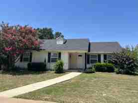 5229 Goodman Dr - Photo 1 of 1