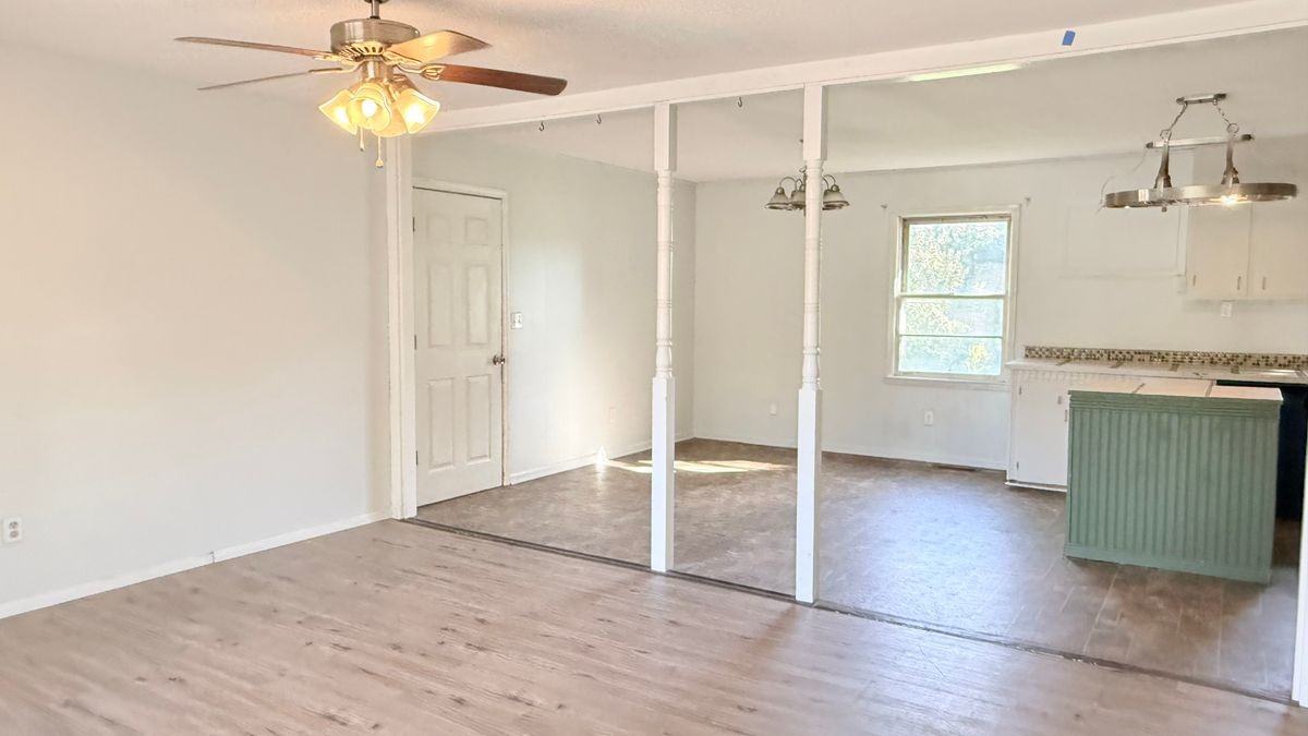365 Stacy Rd - Photo 2 of 24