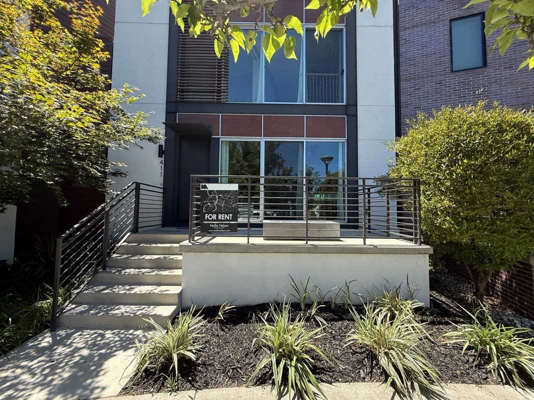 411 Garden St - Photo 2 of 31