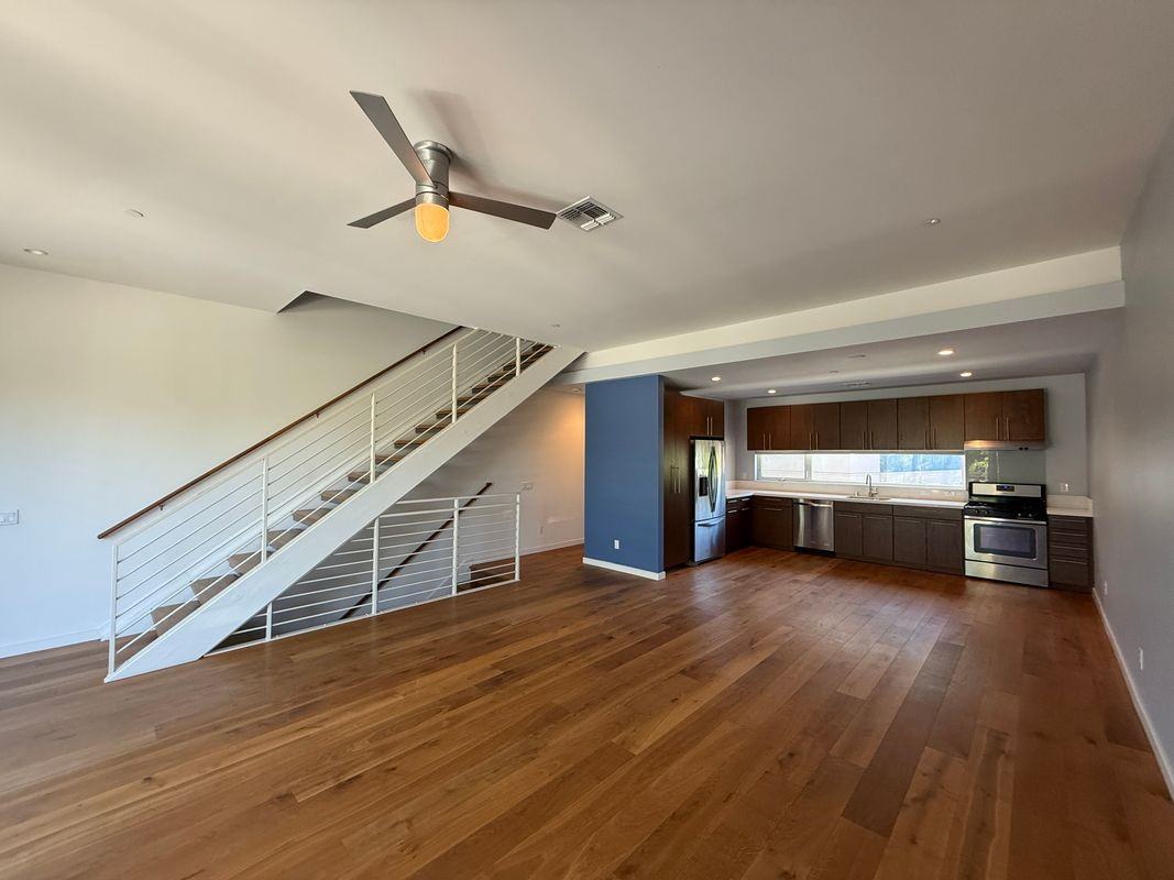 411 Garden St - Photo 5 of 31