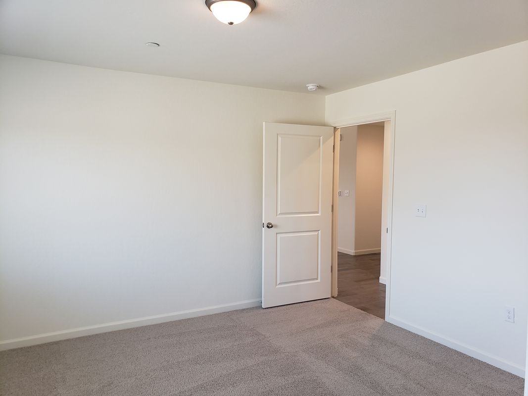 2327 N Chateau Way - Photo 2 of 29