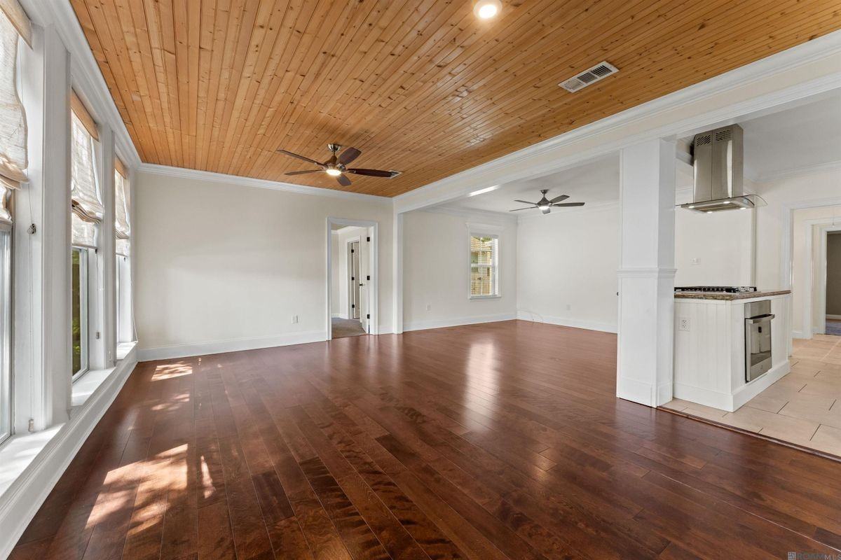 3919 Claycut Rd - Photo 5 of 30