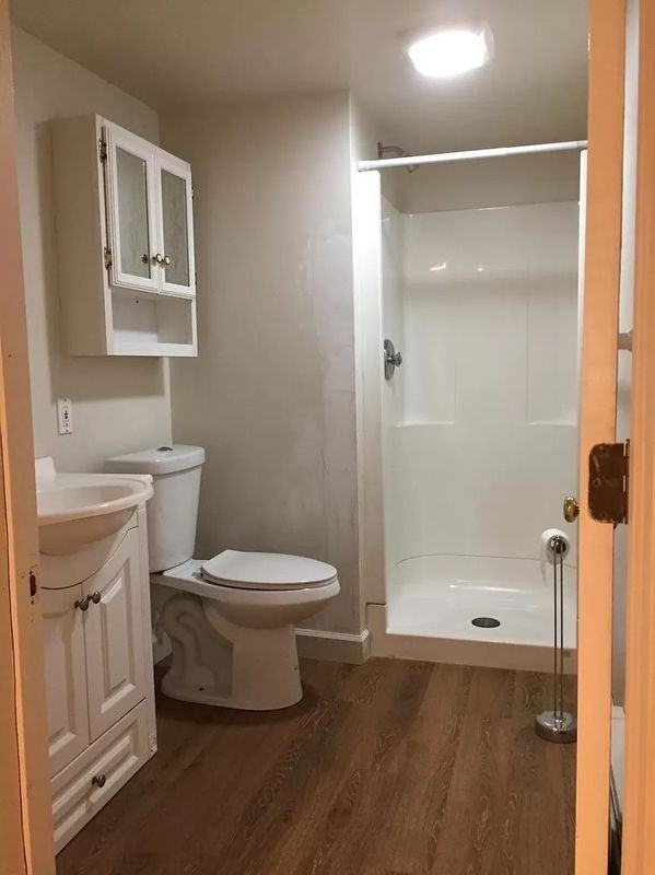 37 Richmondville Ave ##3 - Photo 3 of 3