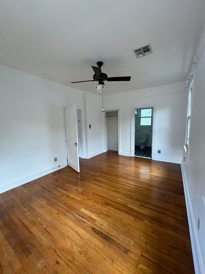 2201 Calhoun St Rear #REAR - Photo 5 of 12