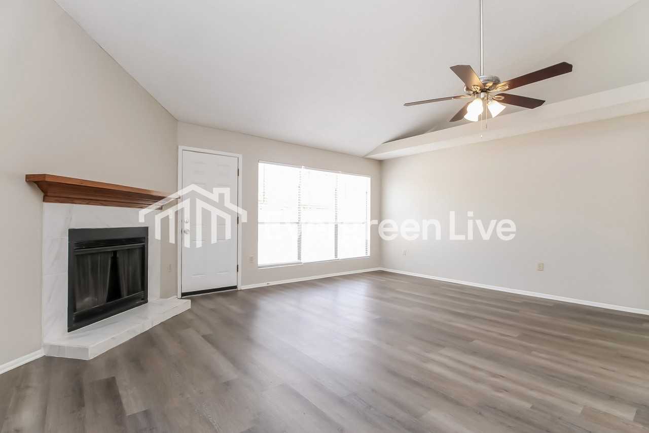 4822 E Grandview St - Photo 2 of 15