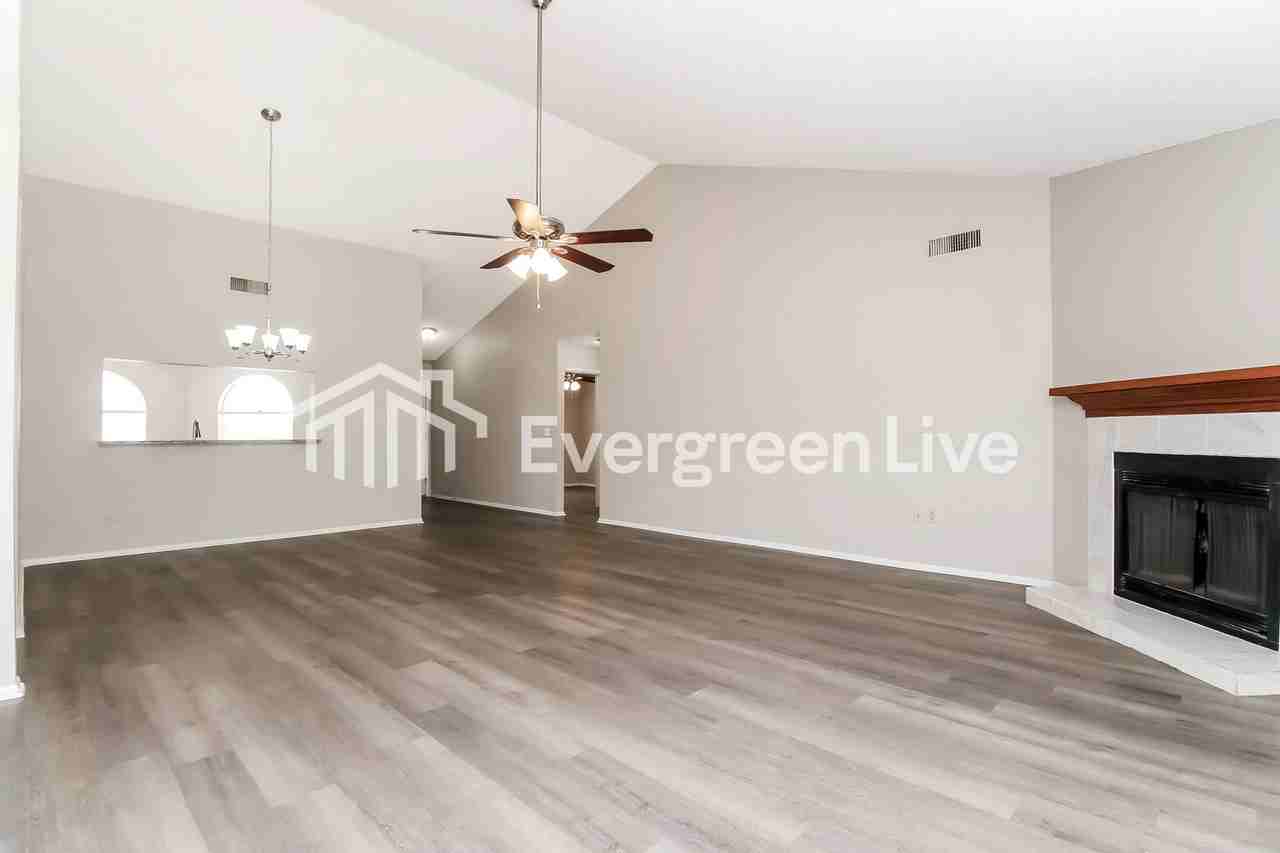 4822 E Grandview St - Photo 3 of 15