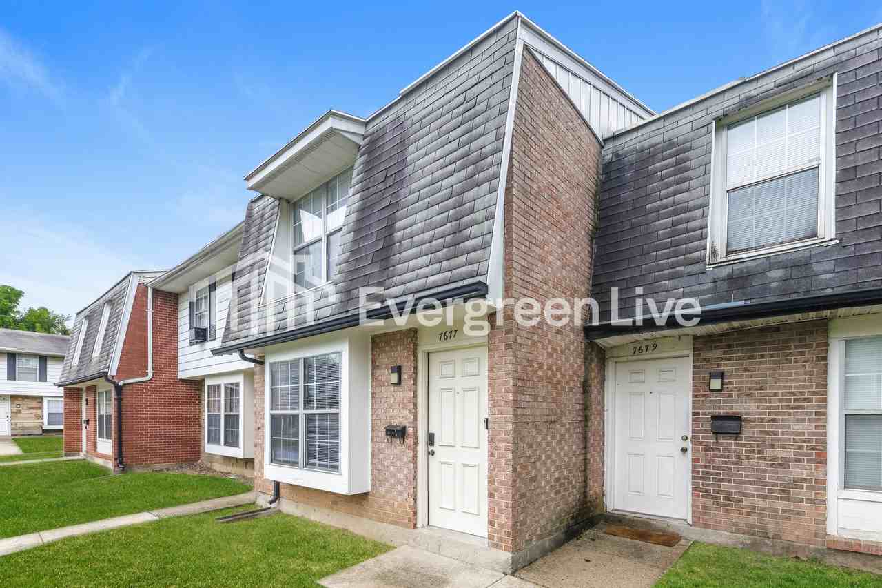 7584 Mount Whitney St - Photo 2 of 15