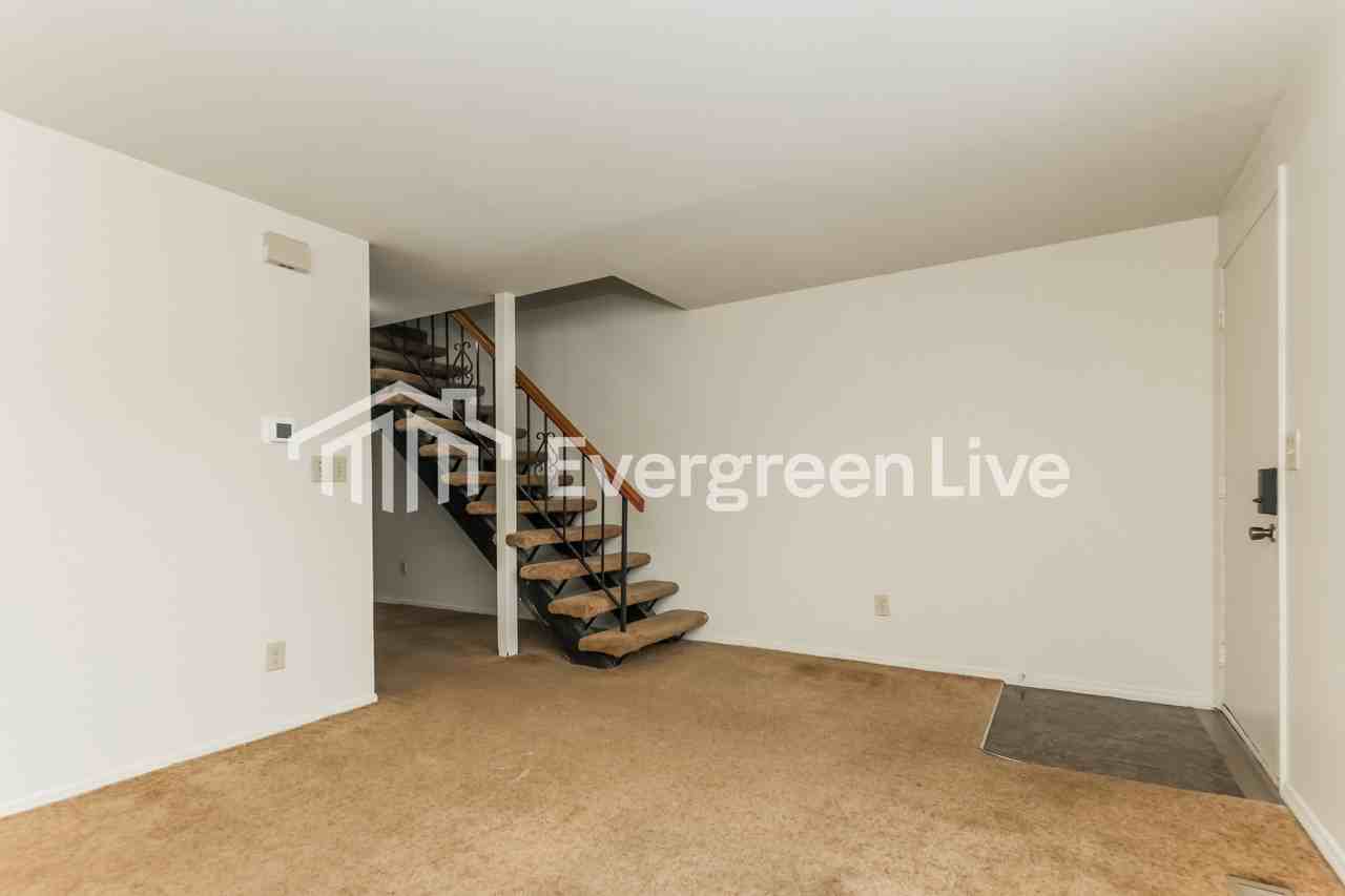7584 Mount Whitney St - Photo 3 of 15