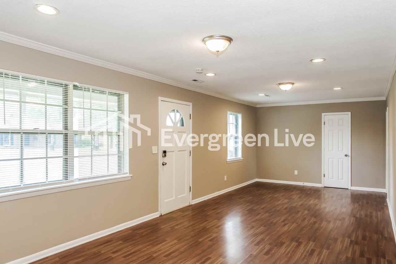 2009 Woodmead St Sw - Photo 6 of 15