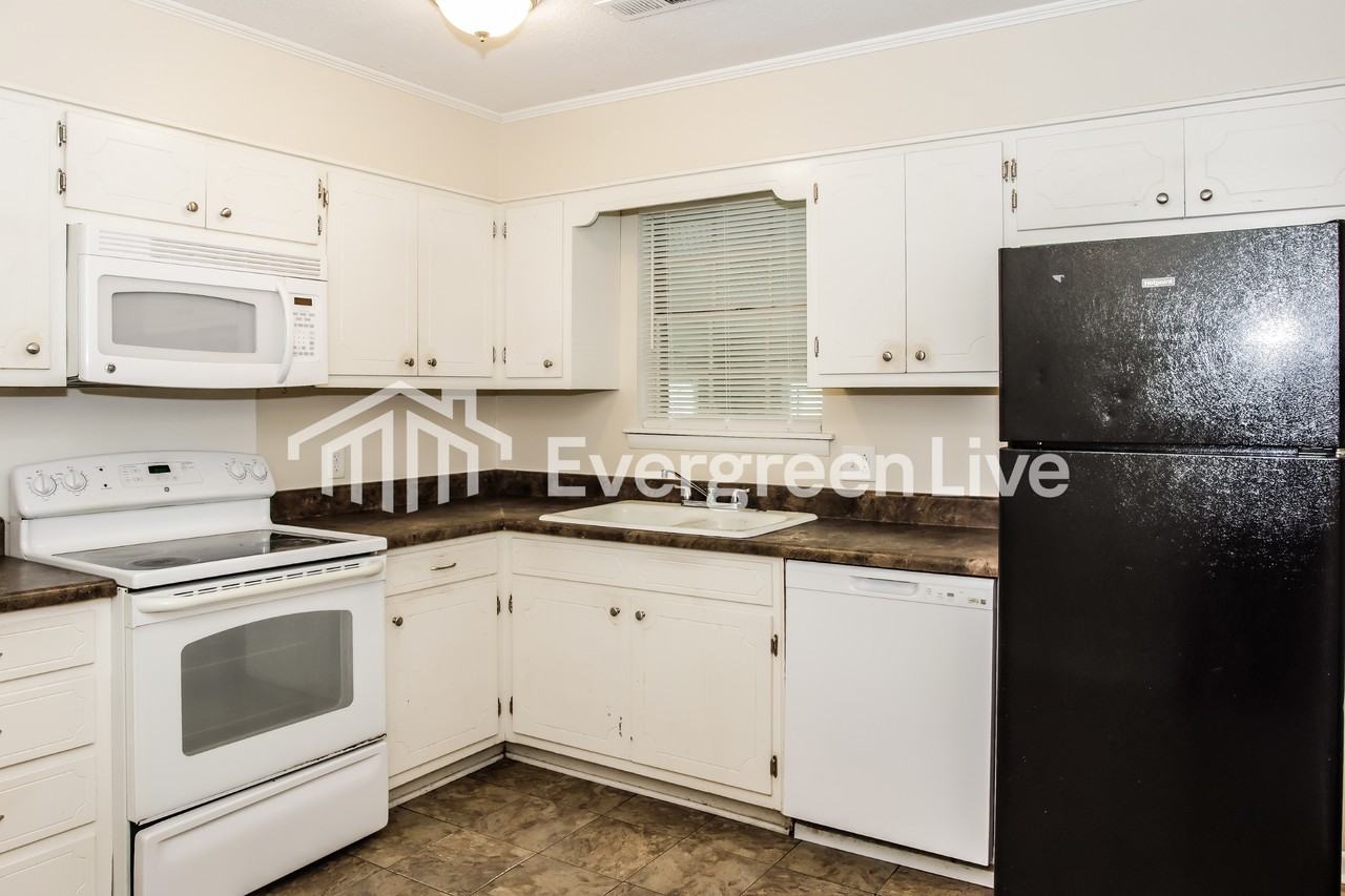 2009 Woodmead St Sw - Photo 7 of 15